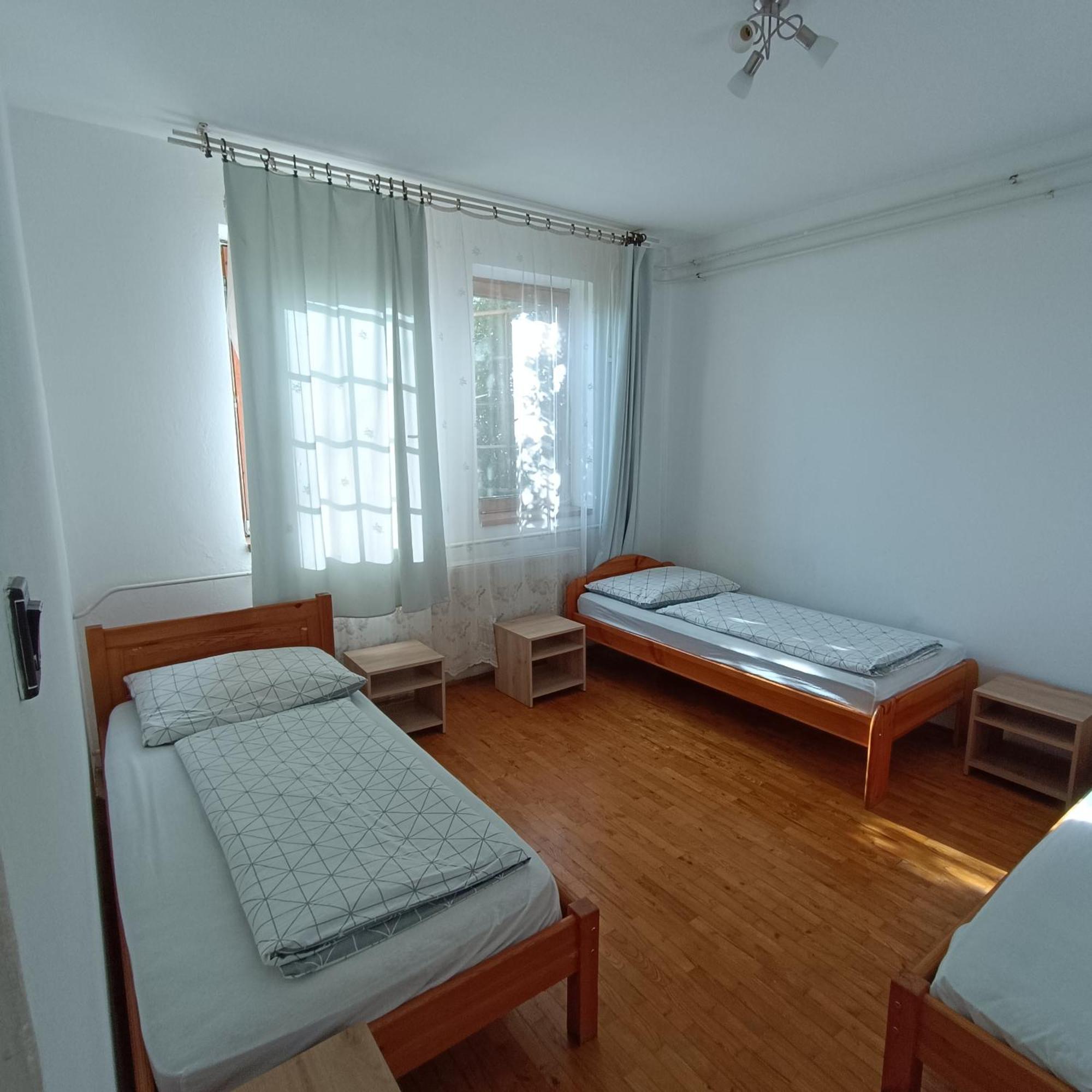 Apartament Napkelte Vendeghaz Segedyn Zewnętrze zdjęcie